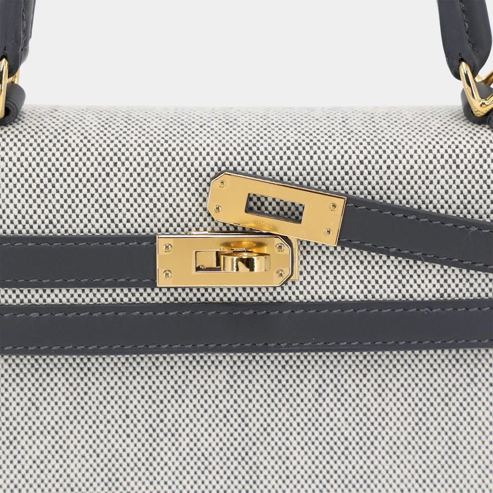 Hermès Kelly 25 Sellier Swift Toile Quadrille-Canvas Ardoise/Ecru GHW