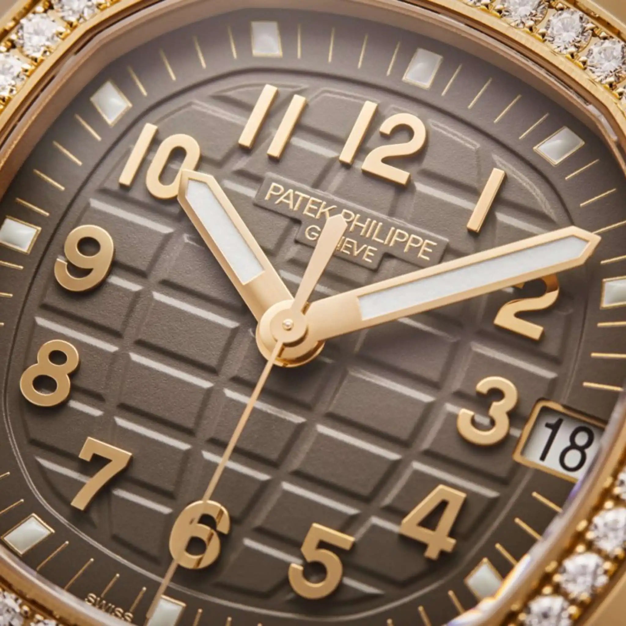 Patek Philippe Aquanaut Self-Winding - 5268/200R-010